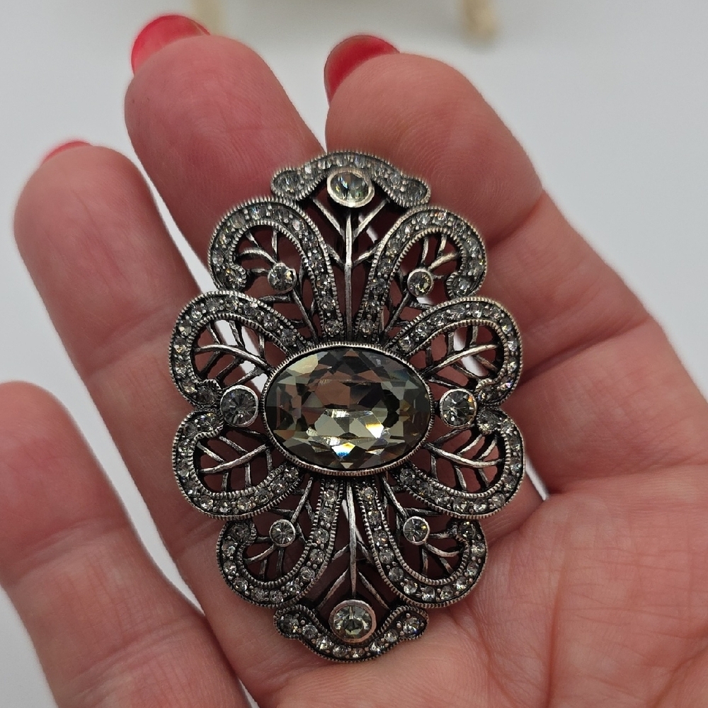 LA VINTAGE Smokey Gray Rhinestone Deco Style Brooch and Pendant